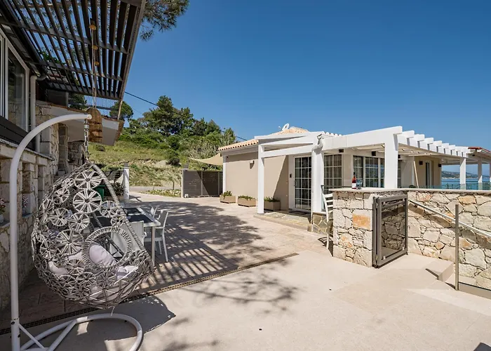 빌라 Addimare Sea View Villa, And Events Venue 알리케스