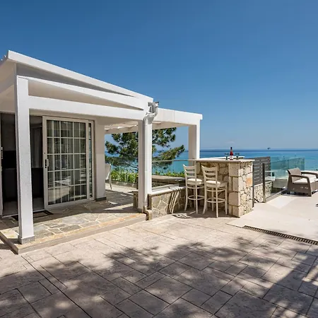 Addimare Sea View Villa, And Events Venue Alikész